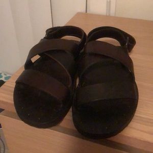 Frye - Cape Cross Strap Sandals, Color:Brown: 7.5